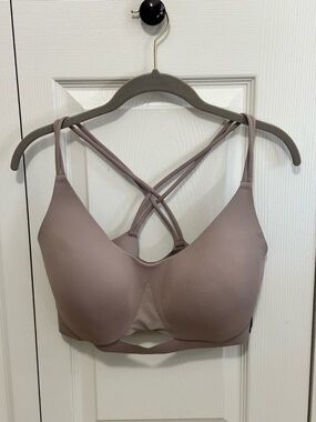 Victoria Secret VSX Elevate Stretch-Comfort Strappy-Back Sports Bra Large DD/G